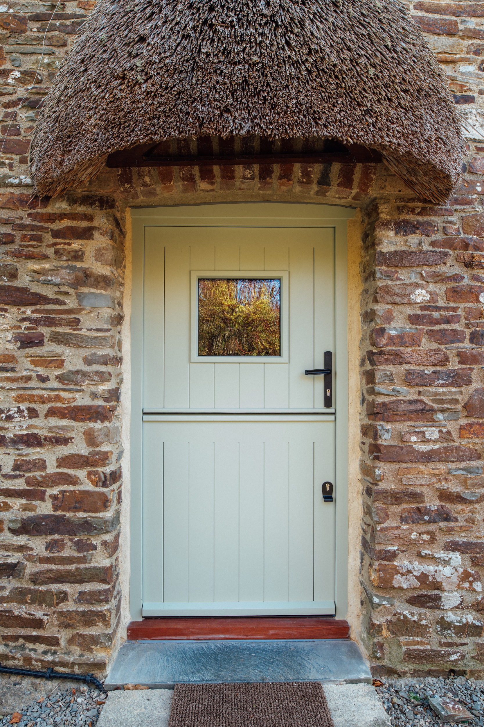 National Park thatched cottage external stable door